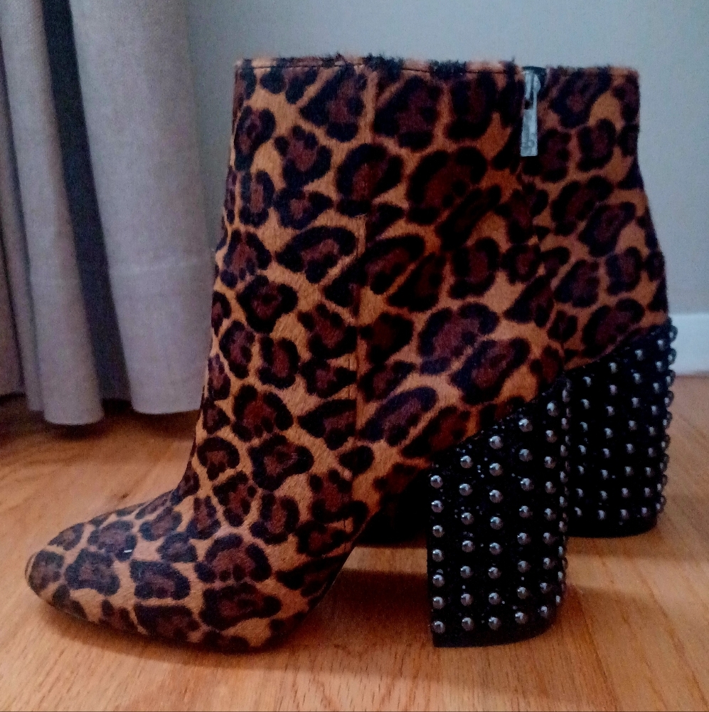 Leopard Booties- Size 6